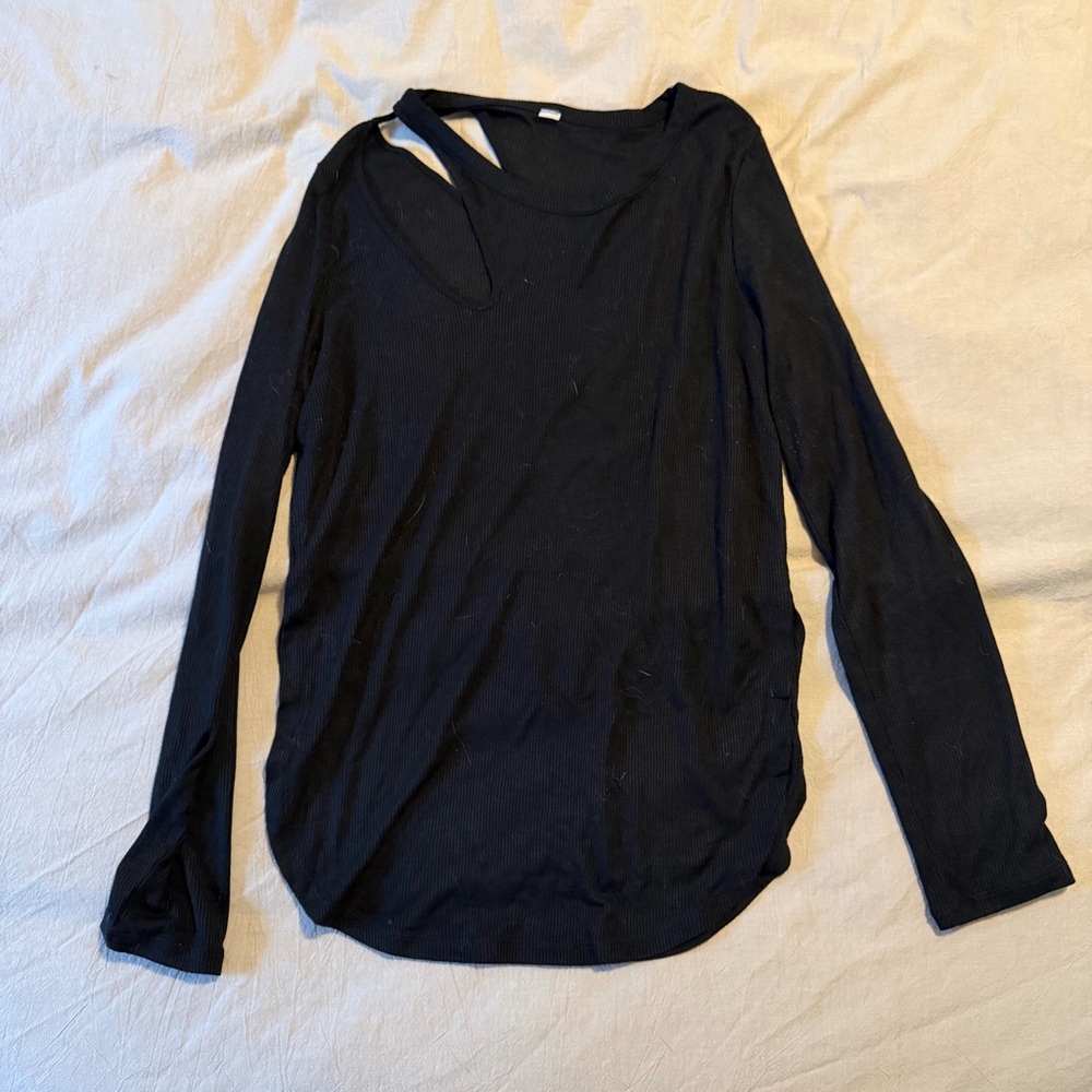 Alo Yoga Slit Shoulder Top